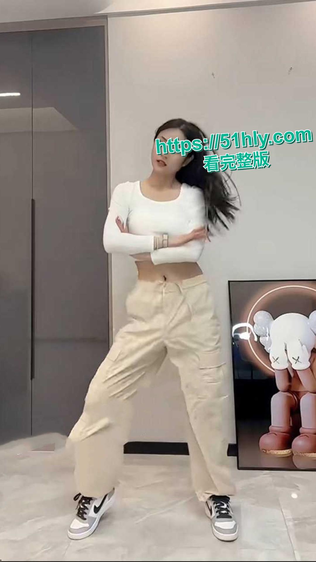 快手网红文强背着老婆出轨女网红一可 趁着老婆坐月子 聊骚 约炮 后入爆操视频流出 大奶肥臀 身材极品  第7张