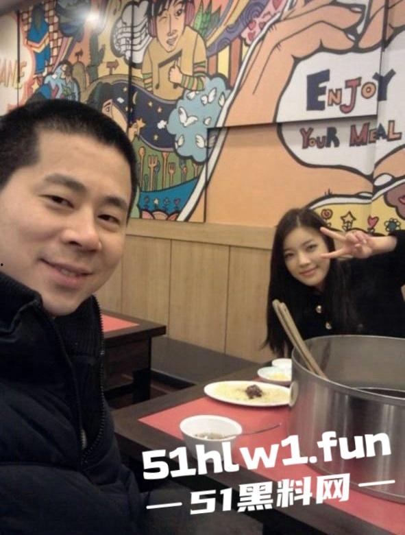 陈建斌在韩国撞脸约炮大神,影视行业做贡献与神似李小璐女友自拍小视频遭流出曝光。 第4张 陈建斌在韩国撞脸约炮大神,影视行业做贡献与神似李小璐女友自拍小视频遭流出曝光。 第4张