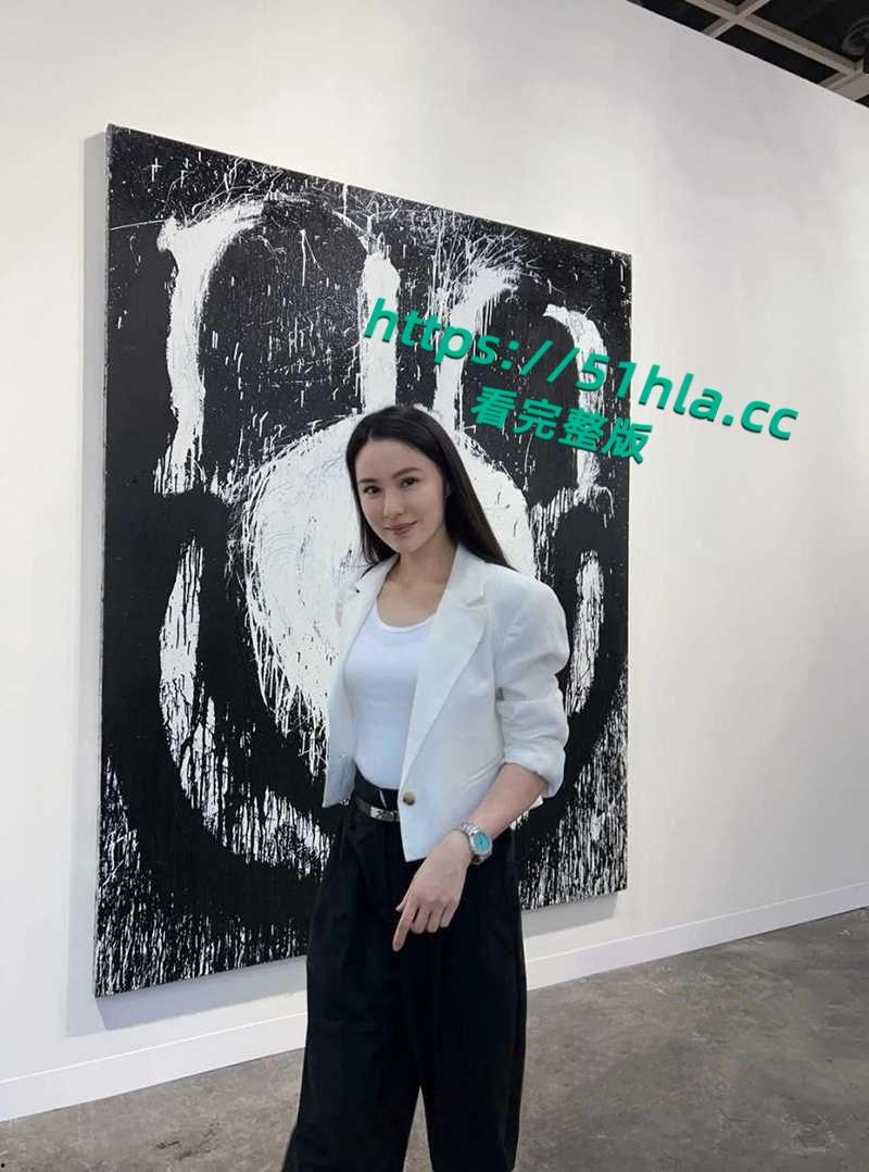 香港中文大学毕业生,现任企业经理没想到私下竟这么骚,极品尤物早期做黄播视频被曝光! 第2张 香港中文大学毕业生,现任企业经理没想到私下竟这么骚,极品尤物早期做黄播视频被曝光! 第2张