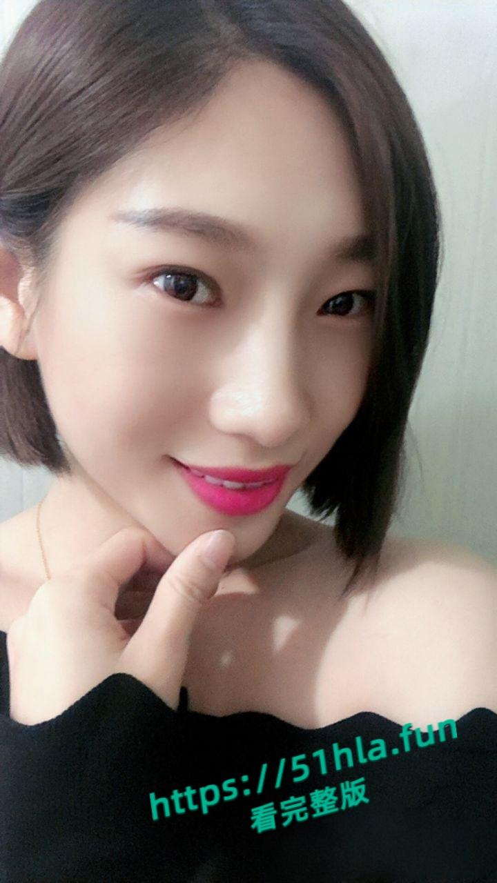 江苏新婚小母狗【蔡丽华】偷情视频被炮友曝光,顶级颜值超绝肥臀被炮友站起来蹬! 第4张 江苏新婚小母狗【蔡丽华】偷情视频被炮友曝光,顶级颜值超绝肥臀被炮友站起来蹬! 第4张