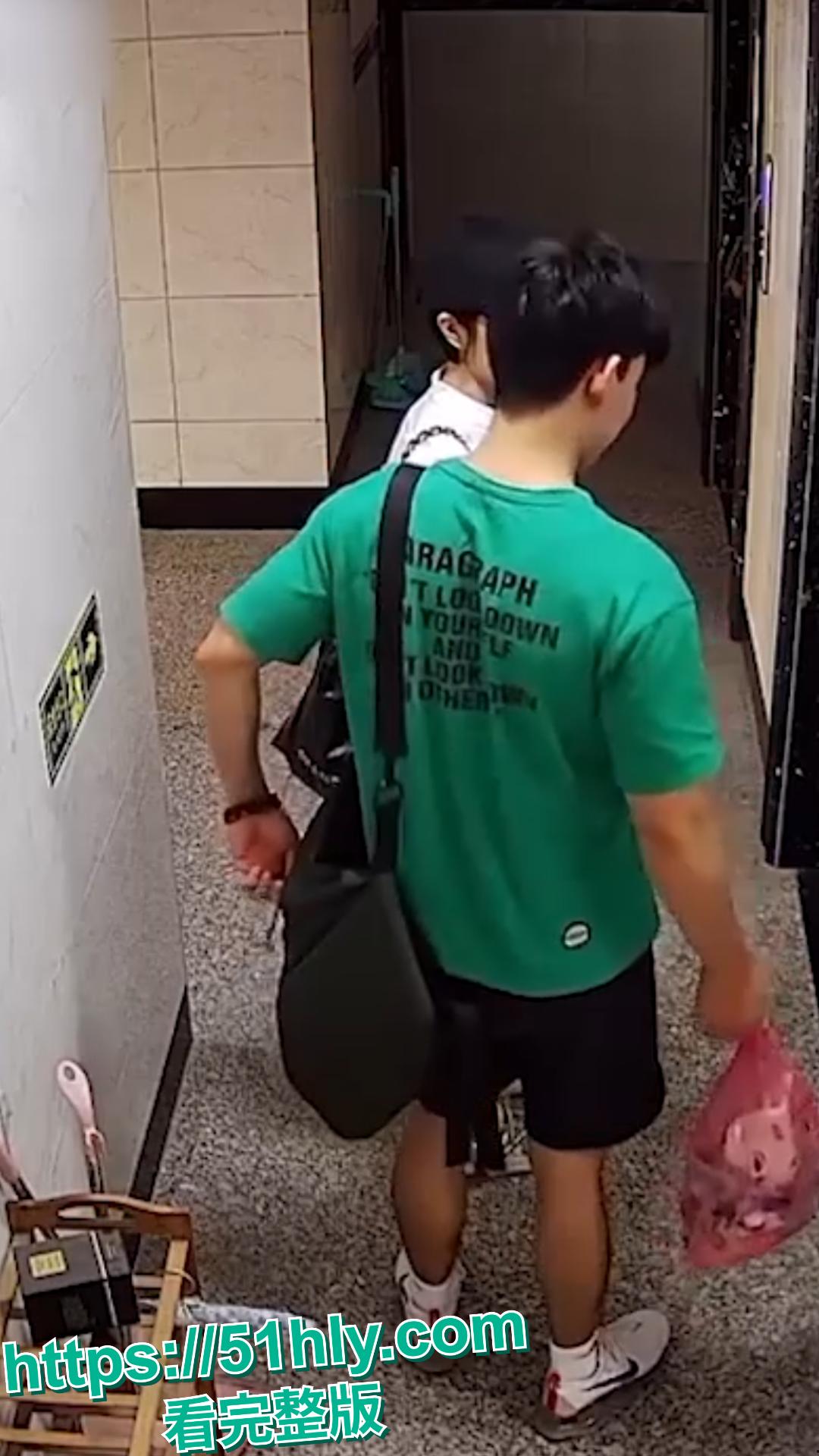 抖音网红珊姐EVAN出轨丑闻44万粉丝网红人妻 偷情健身教练骚穴被大鸡吧插的都要松了 第2张 抖音网红珊姐EVAN出轨丑闻44万粉丝网红人妻 偷情健身教练骚穴被大鸡吧插的都要松了 第2张