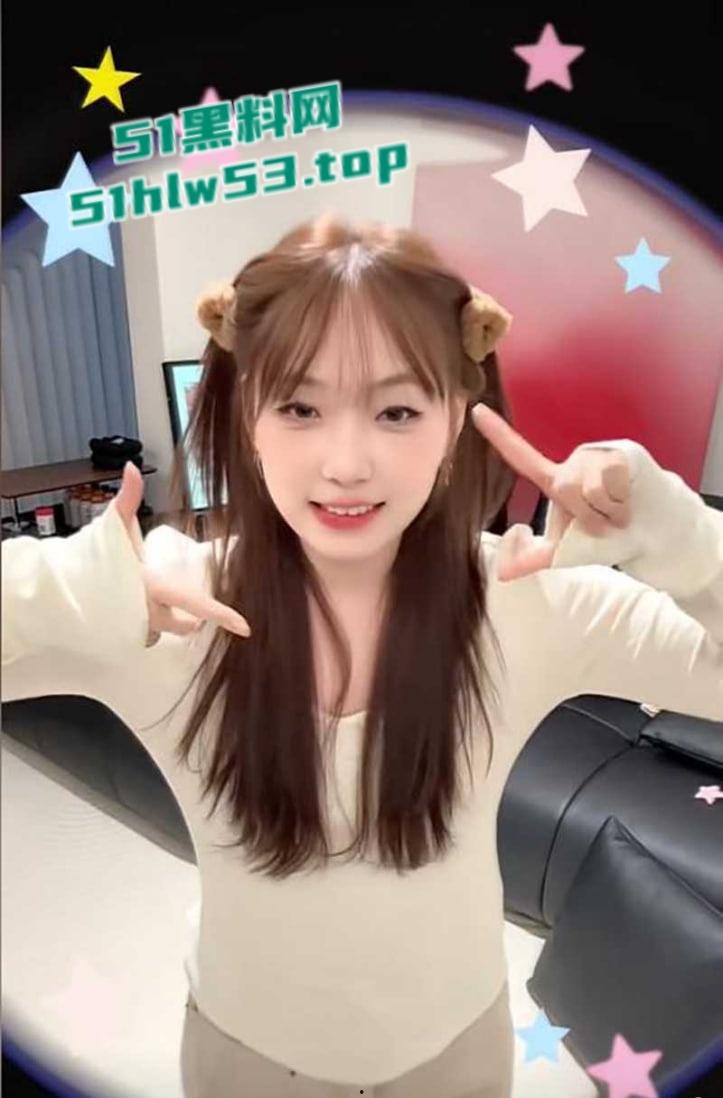 二婚体育男大战拔丝女,抖音300万粉丝网红【小郑嘻嘻】自曝老公婚内出轨,连做爱视频都一并爆光! 第9张 二婚体育男大战拔丝女,抖音300万粉丝网红【小郑嘻嘻】自曝老公婚内出轨,连做爱视频都一并爆光! 第9张