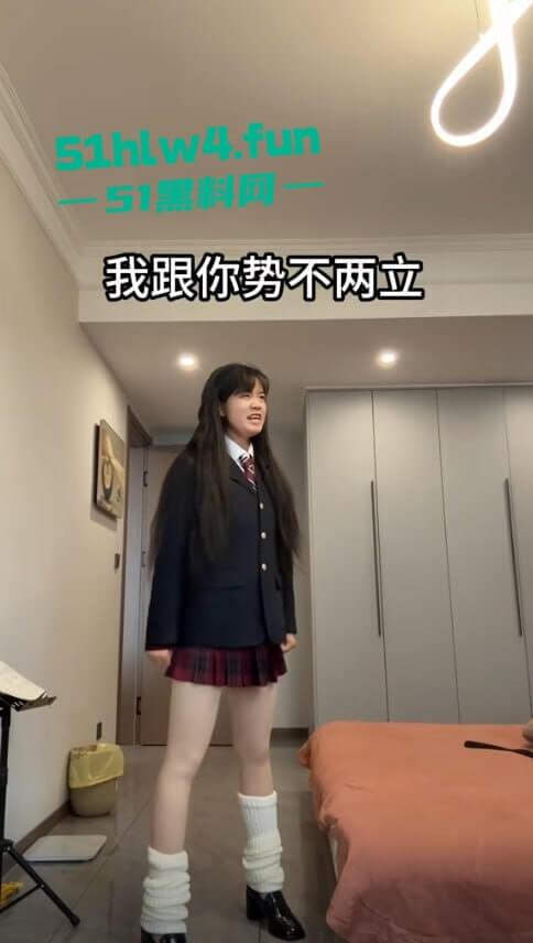 网暴的威力真大，抖音网红【郭咩咩】被亲姐造谣被气流产，直播间百万粉丝见证割腕瞬间。  第7张