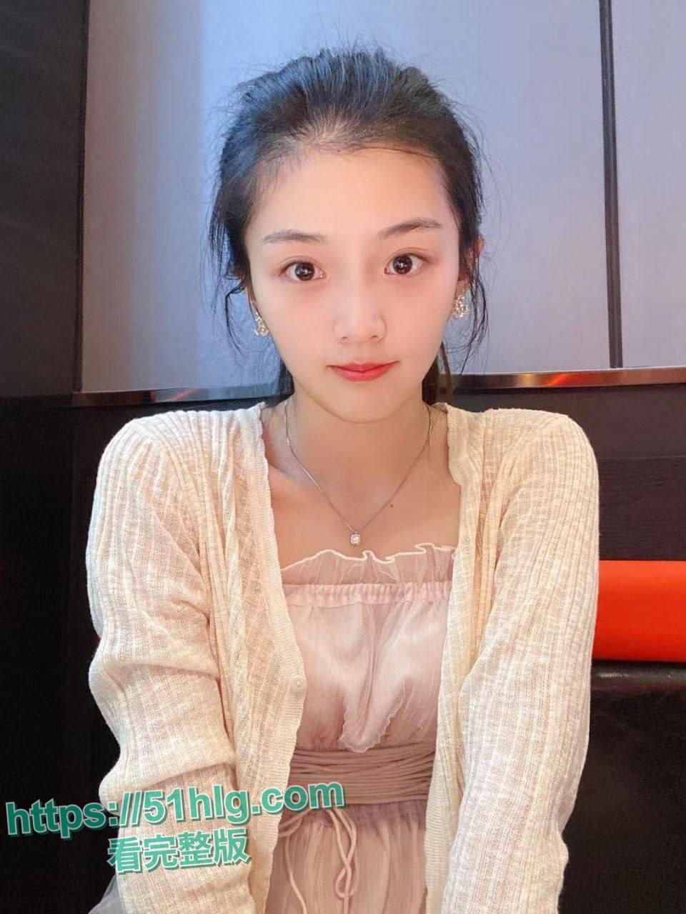 清纯校花变欲女!【邓乔馨】与金主激情性爱全网疯传!甜笑诱人主动献裸体,翘臀蜜穴勾人魂魄 第7张 清纯校花变欲女!【邓乔馨】与金主激情性爱全网疯传!甜笑诱人主动献裸体,翘臀蜜穴勾人魂魄 第7张