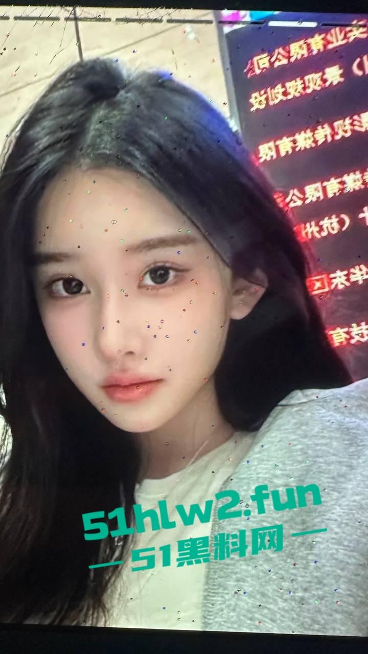 游戏圈大瓜!csgo职业选手zeus约操21岁女粉露脸不雅视频曝光,后被深扒发现这个慕洋犬竟然还有个19岁的男友! 第11张 游戏圈大瓜!csgo职业选手zeus约操21岁女粉露脸不雅视频曝光,后被深扒发现这个慕洋犬竟然还有个19岁的男友! 第11张