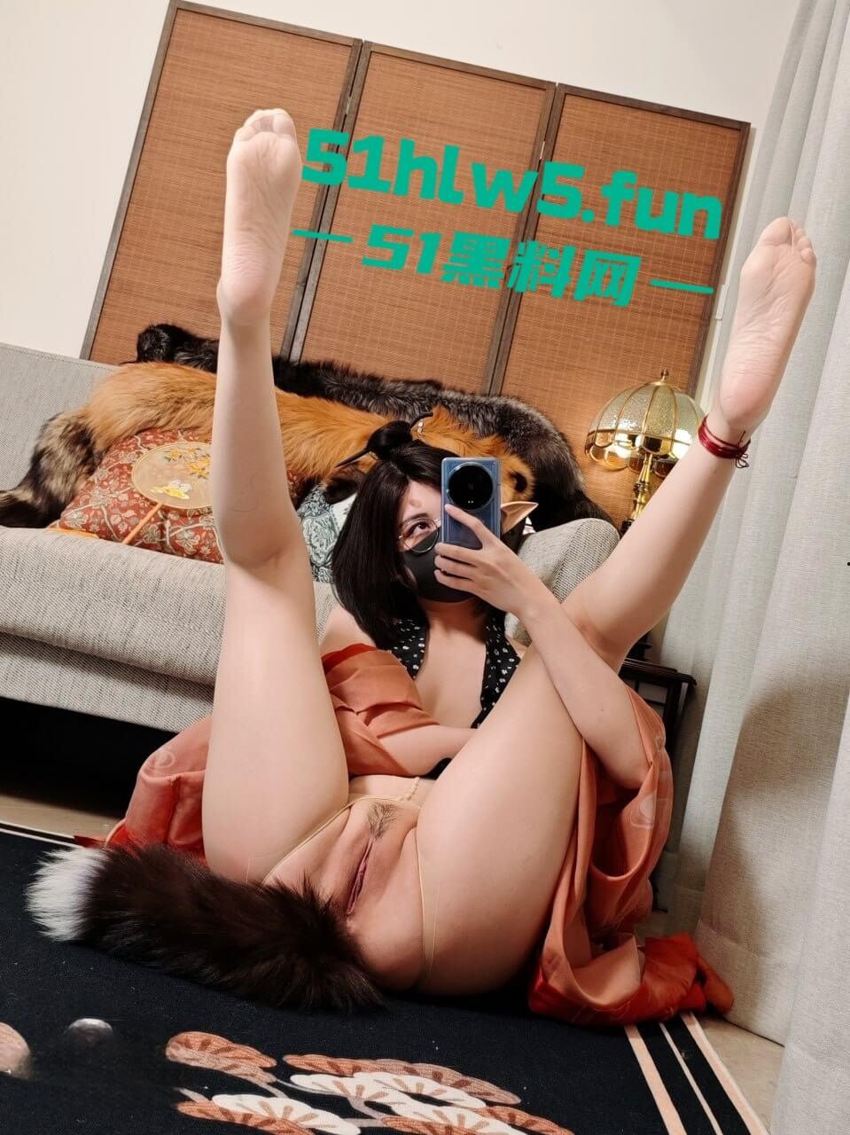 超火的cos女神【奶咪】身材超赞的极品女神,奶大腿长肌肤白,最新cos黑神话萍萍展示完美粉嫩小穴。 第8张 超火的cos女神【奶咪】身材超赞的极品女神,奶大腿长肌肤白,最新cos黑神话萍萍展示完美粉嫩小穴。 第8张