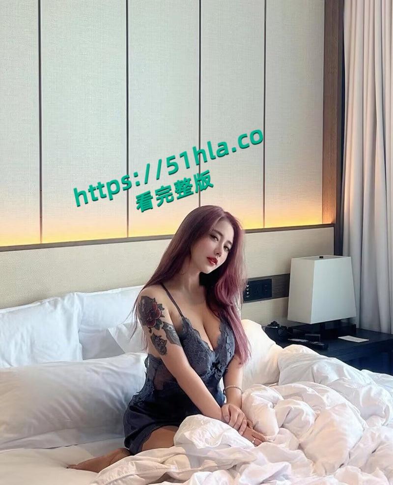 台湾高雄市巨乳纹身妹与男友露脸性爱视频曝光,丰乳肥臀极品尤物被无套爆操,呻吟浪叫十分风骚! 第8张 台湾高雄市巨乳纹身妹与男友露脸性爱视频曝光,丰乳肥臀极品尤物被无套爆操,呻吟浪叫十分风骚! 第8张