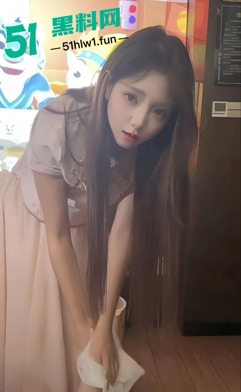 抖音新娘技师【莉莉安】被爆足疗房骚操作，千里跋涉挨操后入服务一条龙，大神千里扑来连干三晚直呼上头！  第3张