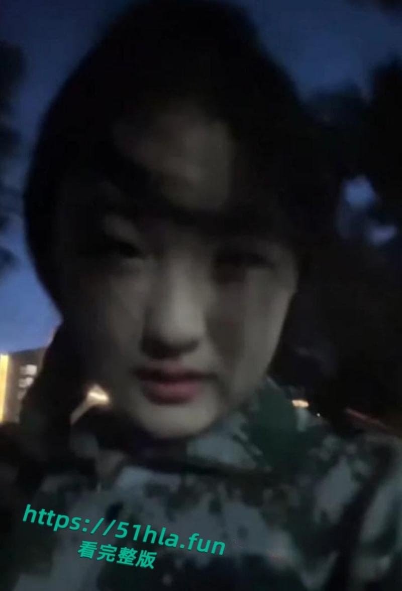 反差女大学生【大馋丫头】挑战勾搭姐夫,裸聊聊天记录以及自慰激情抠逼视频曝光! 第2张 反差女大学生【大馋丫头】挑战勾搭姐夫,裸聊聊天记录以及自慰激情抠逼视频曝光! 第2张