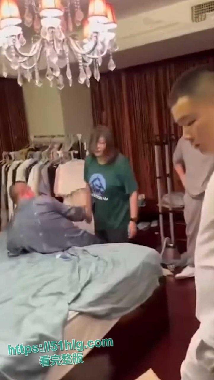 七夕佳节精彩演绎!出轨丈夫、怒焰妻子与绝望小三的残酷冲突,公安民警在旁也无能为力 第1张 七夕佳节精彩演绎!出轨丈夫、怒焰妻子与绝望小三的残酷冲突,公安民警在旁也无能为力 第1张