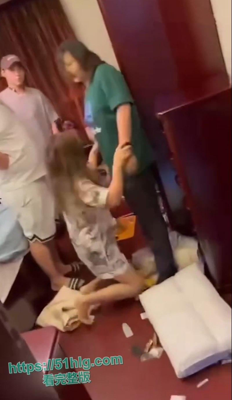 七夕佳节精彩演绎!出轨丈夫、怒焰妻子与绝望小三的残酷冲突,公安民警在旁也无能为力 第3张 七夕佳节精彩演绎!出轨丈夫、怒焰妻子与绝望小三的残酷冲突,公安民警在旁也无能为力 第3张