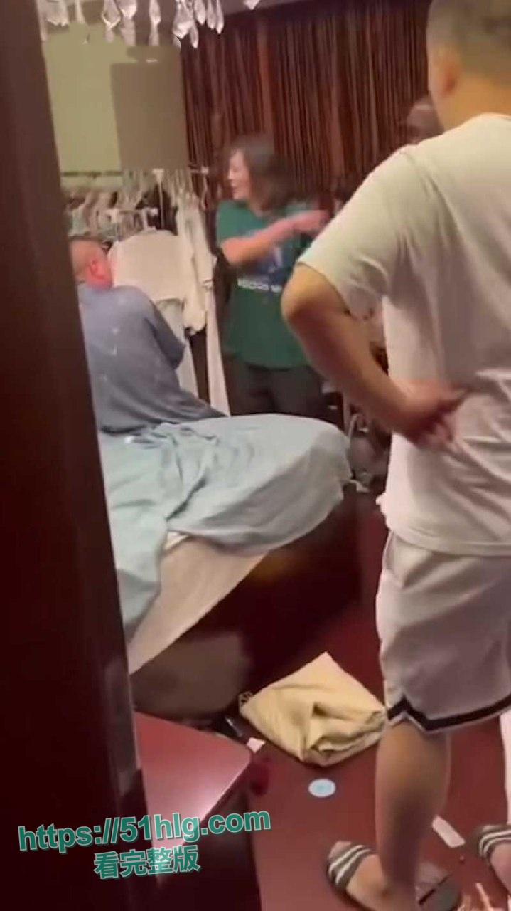 七夕佳节精彩演绎!出轨丈夫、怒焰妻子与绝望小三的残酷冲突,公安民警在旁也无能为力 第5张 七夕佳节精彩演绎!出轨丈夫、怒焰妻子与绝望小三的残酷冲突,公安民警在旁也无能为力 第5张