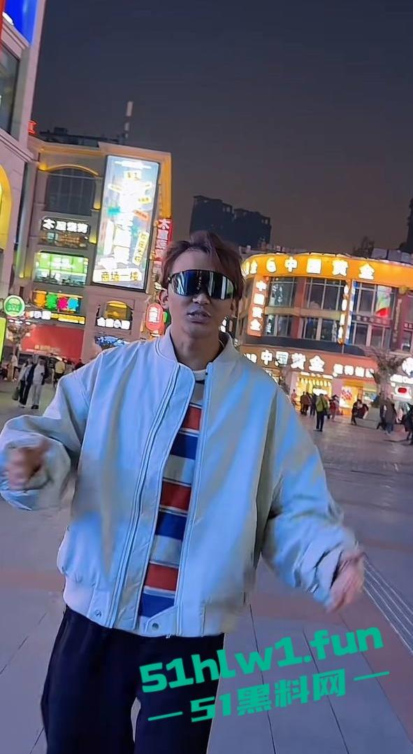 网红劲爆大瓜,青海抖音网红【藏族宋小宝】与【静静】在家中私拍性爱视频泄密流出,静静的小穴是真的会吸啊! 第1张 网红劲爆大瓜,青海抖音网红【藏族宋小宝】与【静静】在家中私拍性爱视频泄密流出,静静的小穴是真的会吸啊! 第1张