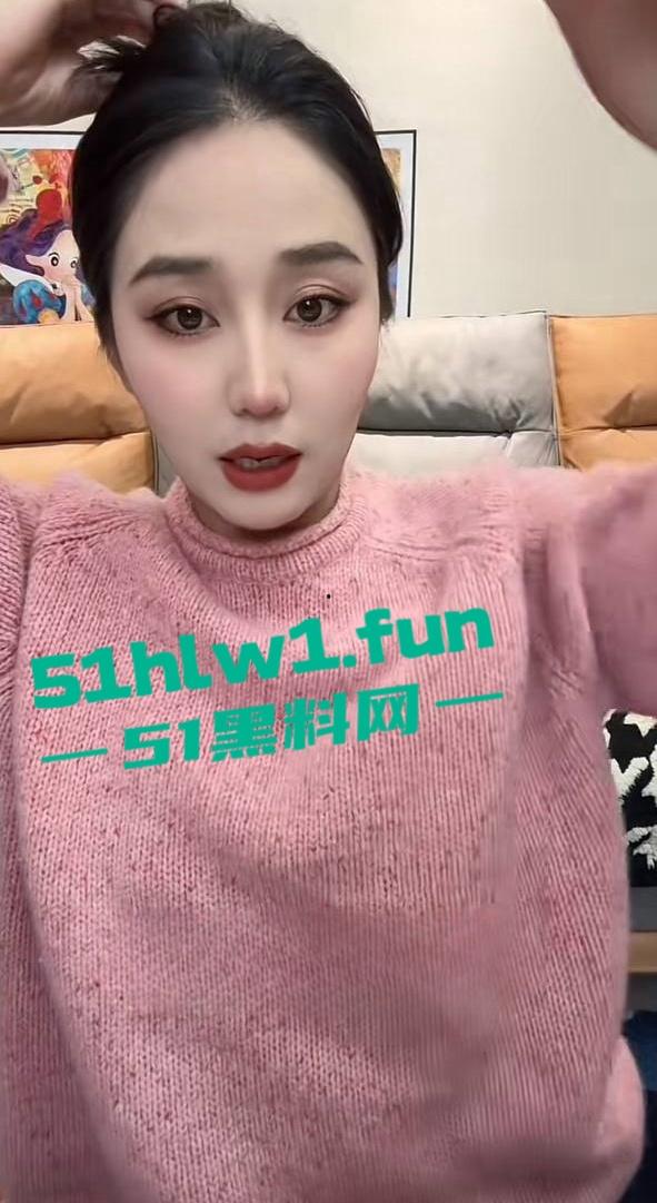 网红劲爆大瓜,青海抖音网红【藏族宋小宝】与【静静】在家中私拍性爱视频泄密流出,静静的小穴是真的会吸啊! 第5张 网红劲爆大瓜,青海抖音网红【藏族宋小宝】与【静静】在家中私拍性爱视频泄密流出,静静的小穴是真的会吸啊! 第5张