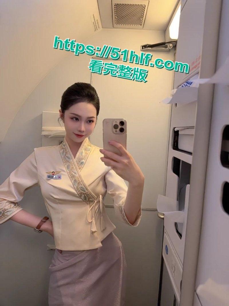 山东青岛98年空姐【张萍】私下淫乱视频流出，反差骚婊学生时代就欲望爆棚四处寻欢！  第5张