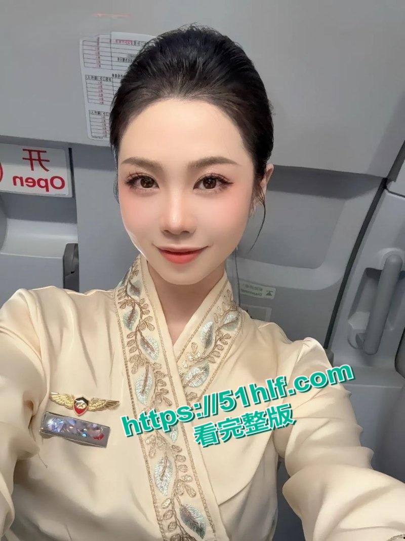 山东青岛98年空姐【张萍】私下淫乱视频流出，反差骚婊学生时代就欲望爆棚四处寻欢！  第6张