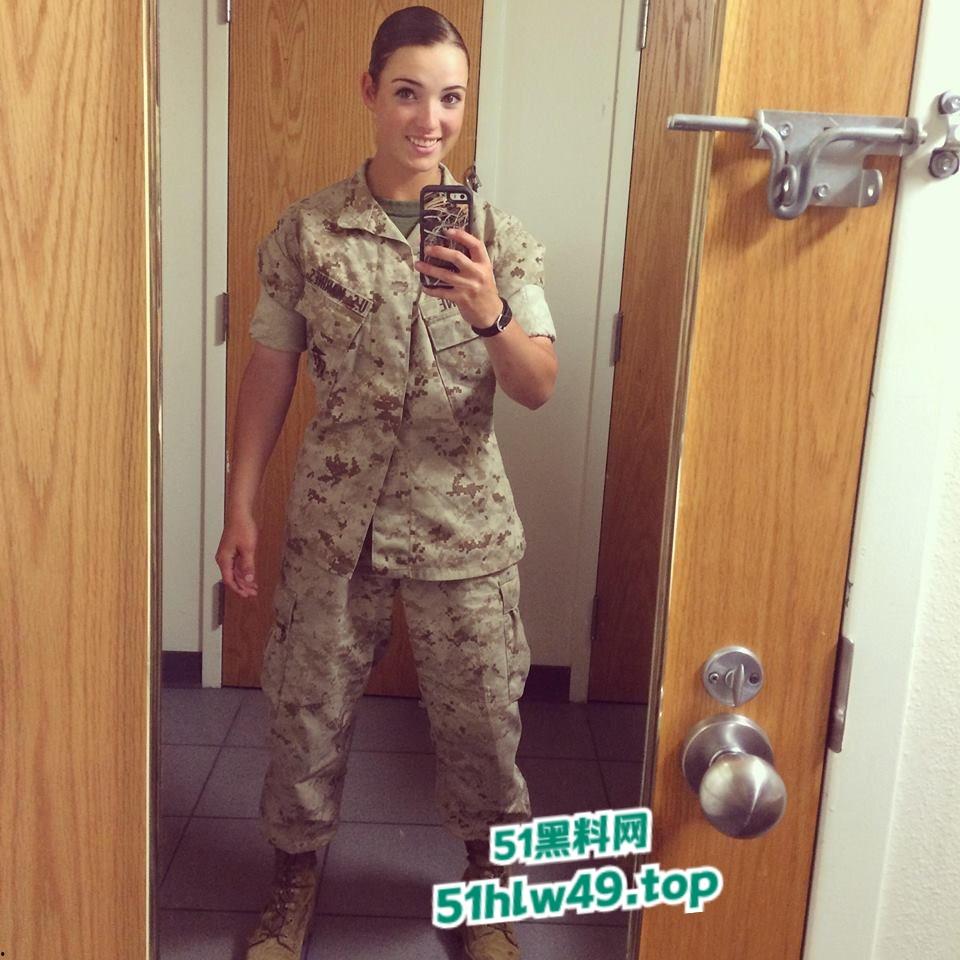 美国女兵【惠特尼韦斯特盖特】海军陆战队服役,爆出借女兵身份下海卖骚! 第8张 美国女兵【惠特尼韦斯特盖特】海军陆战队服役,爆出借女兵身份下海卖骚! 第8张