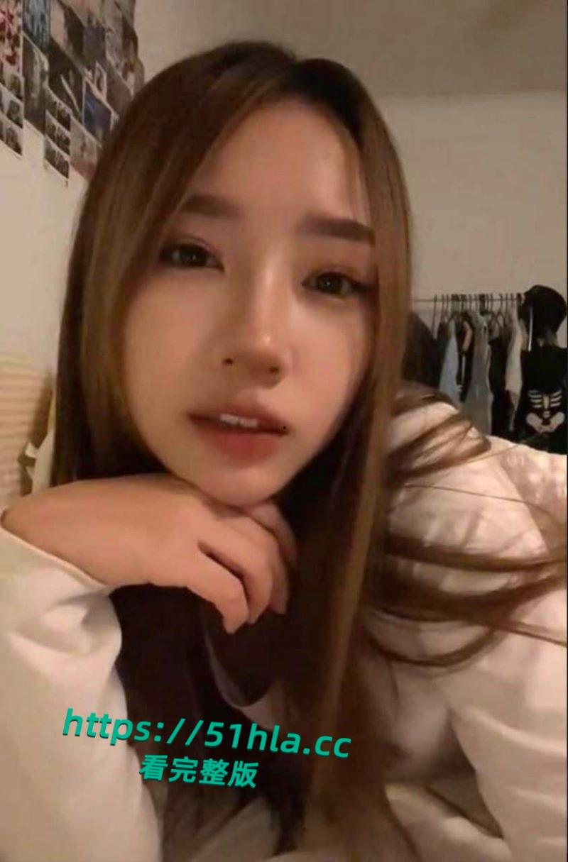 清纯女大学生，化身极品炮架被富豪各种玩弄，露脸口交无套后入，紧滑粉穴引爆欲望！  第3张