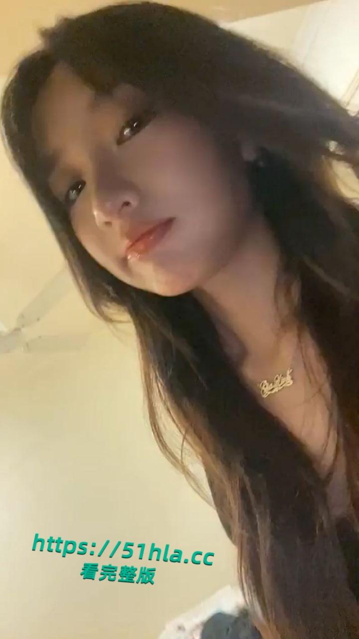 清纯女大学生，化身极品炮架被富豪各种玩弄，露脸口交无套后入，紧滑粉穴引爆欲望！  第4张