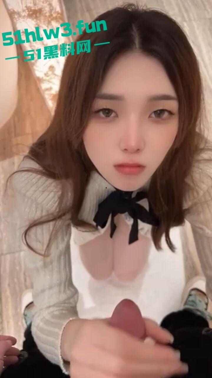 长腿颜值尤物【孙梦瑶】超模身材性感女神，大奶翘臀腿长逆天被主人各种调教私拍视频流出。  第9张