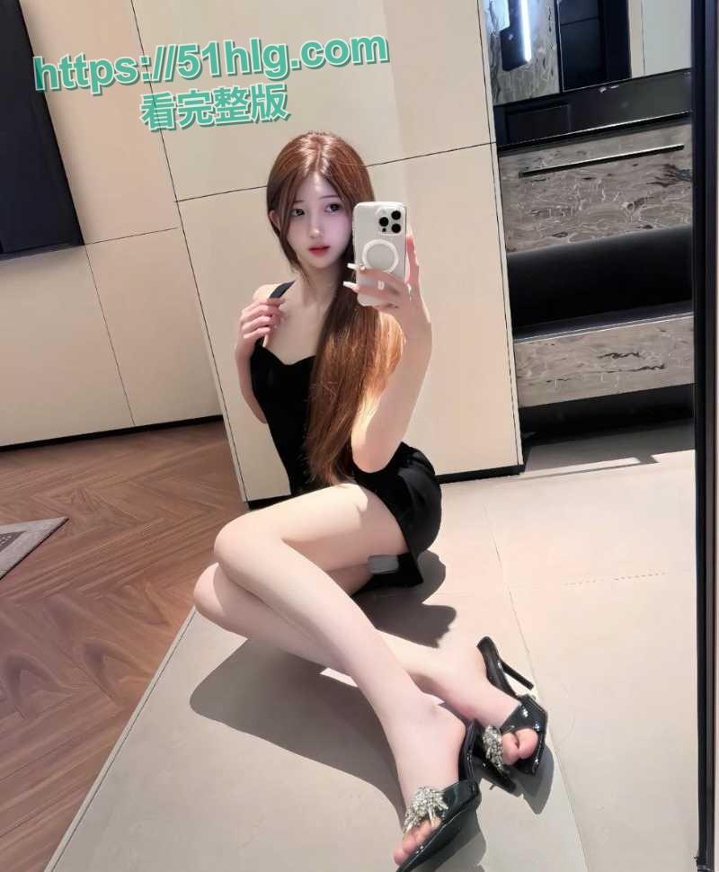 【上海】名媛【刘亚丽】的秘密生活!与金主私房视频火爆全网,性感女仆装、后入狂野,极致诱惑令你血脉喷张 第4张 【上海】名媛【刘亚丽】的秘密生活!与金主私房视频火爆全网,性感女仆装、后入狂野,极致诱惑令你血脉喷张 第4张