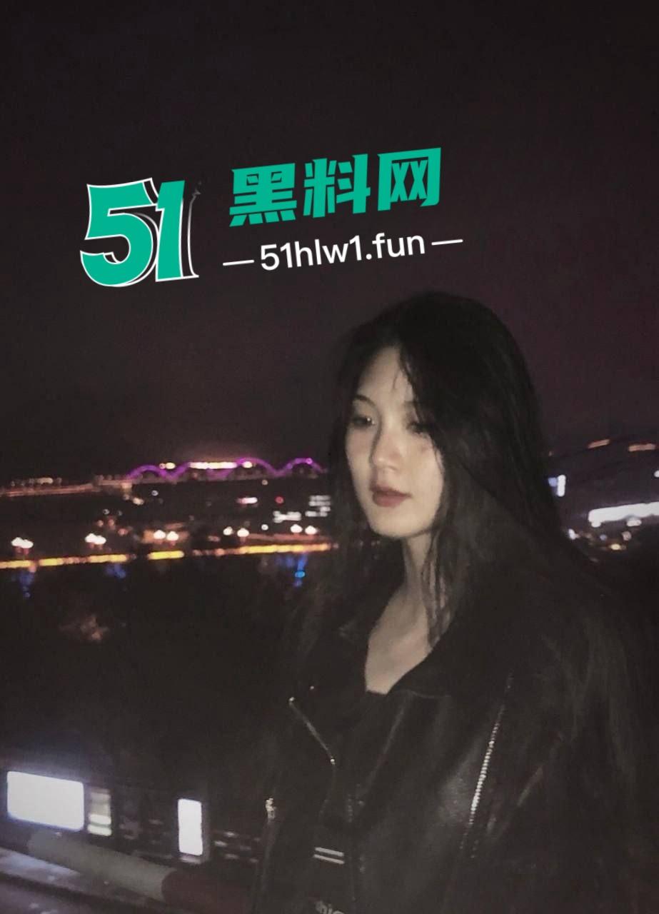 西南医科大学05年【吴媛媛】手机维修遭曝光，清纯学生妹相册被扒满是约炮照片，果然清纯外表藏不住骨子里的骚！  第5张