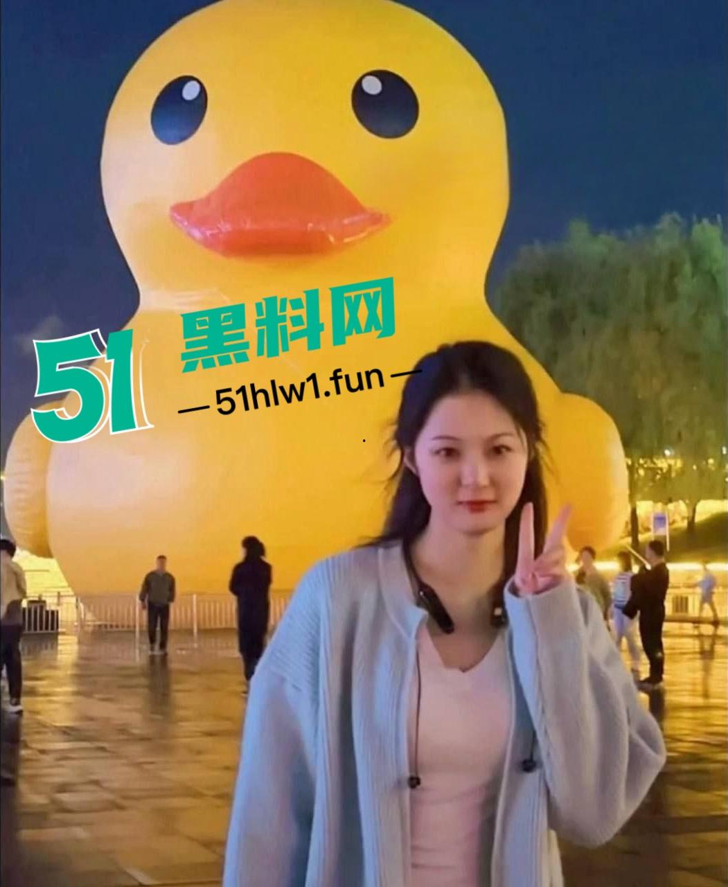 西南医科大学05年【吴媛媛】手机维修遭曝光，清纯学生妹相册被扒满是约炮照片，果然清纯外表藏不住骨子里的骚！  第9张