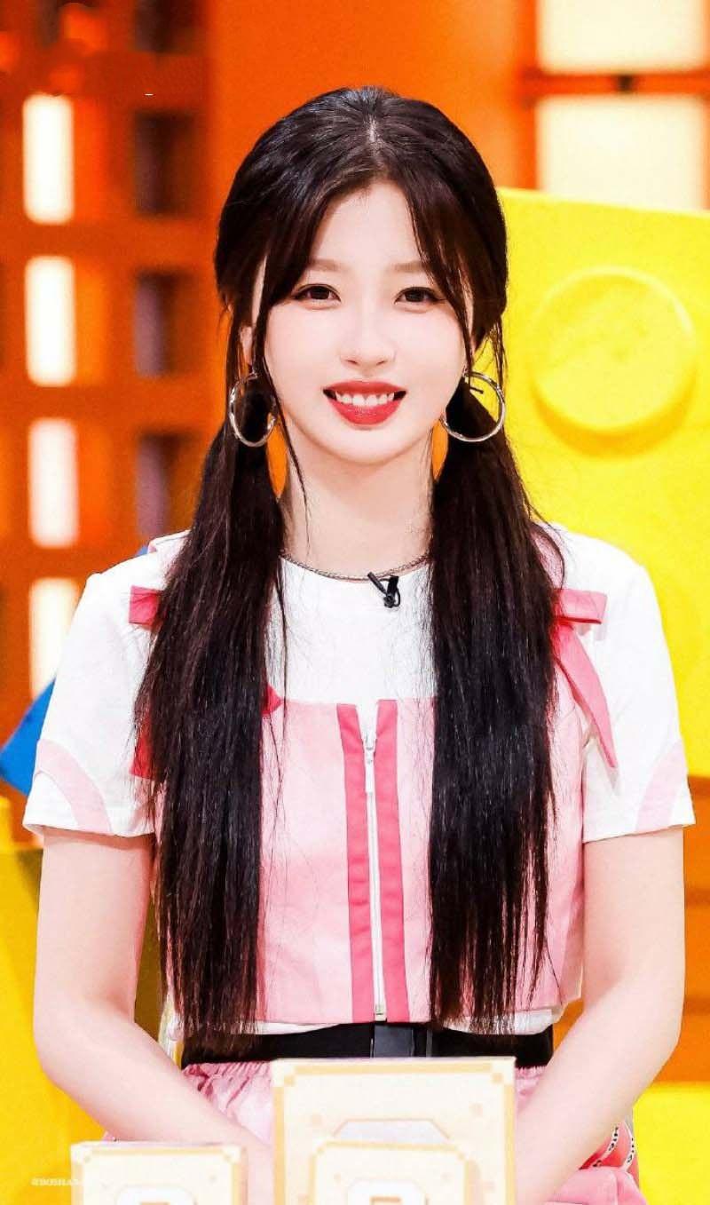 当红女星【虞书欣】性丑闻震撼揭晓！全民女神沦为小鲜肉陪睡女星！性爱视频外泄引爆争议  第14张