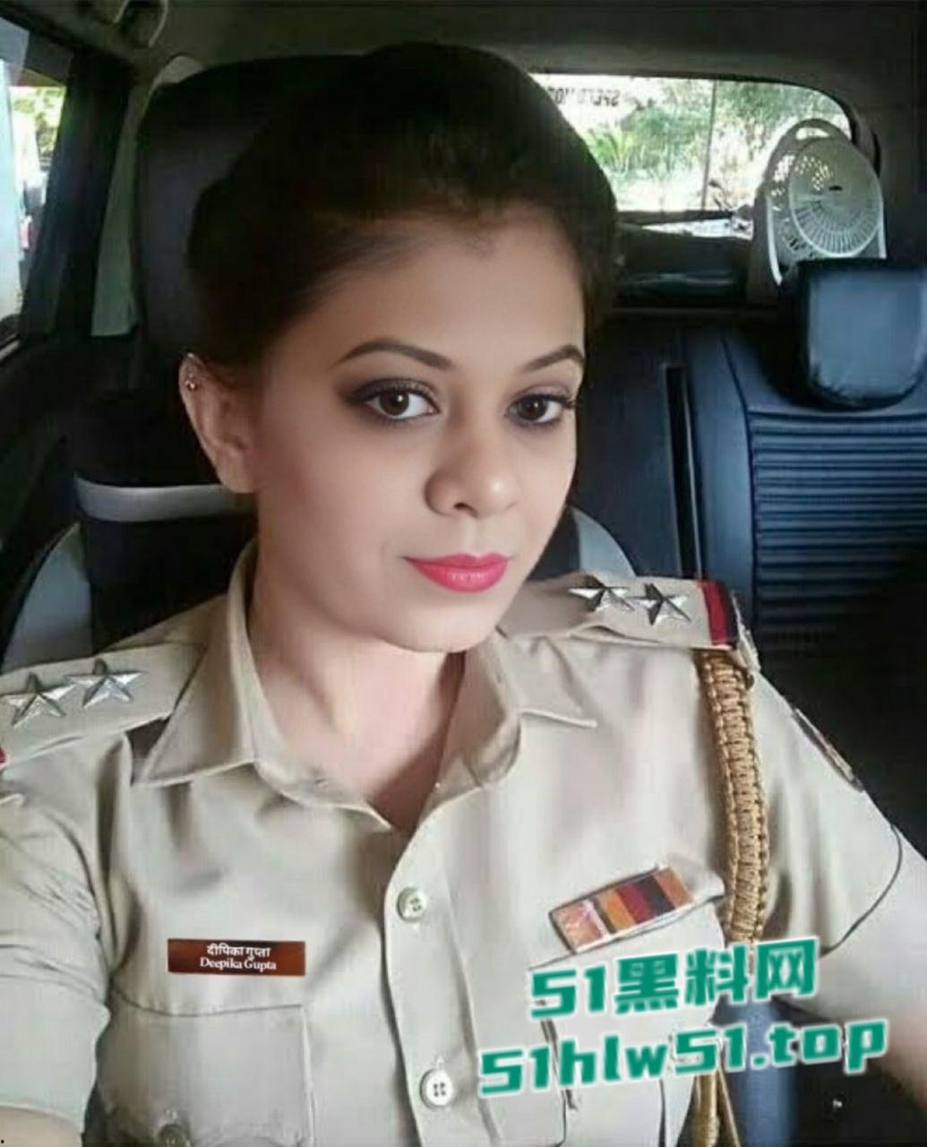 印度女警司门事件,印度政府高级女官员上校官衔,私密床战遭泄密反差感超强! 第10张 印度女警司门事件,印度政府高级女官员上校官衔,私密床战遭泄密反差感超强! 第10张