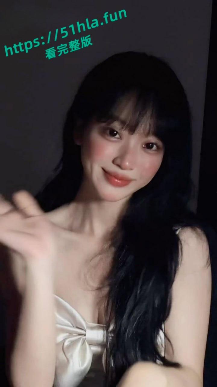 于正旗下艺人再次塌房,短剧哑妻爆火女主【滕泽文 】小红书误发出轨聊天记录,早期被潜规则性爱视频曝光! 第4张 于正旗下艺人再次塌房,短剧哑妻爆火女主【滕泽文 】小红书误发出轨聊天记录,早期被潜规则性爱视频曝光! 第4张