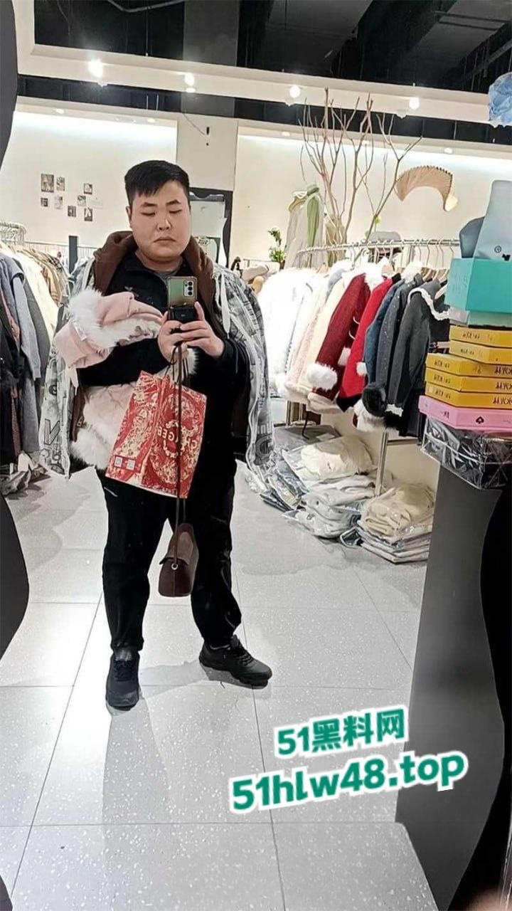 广西骚逼精神小妹,约炮聊天记录曝光,一群精神小妹集体曝光完全没有底线! 第5张 广西骚逼精神小妹,约炮聊天记录曝光,一群精神小妹集体曝光完全没有底线! 第5张