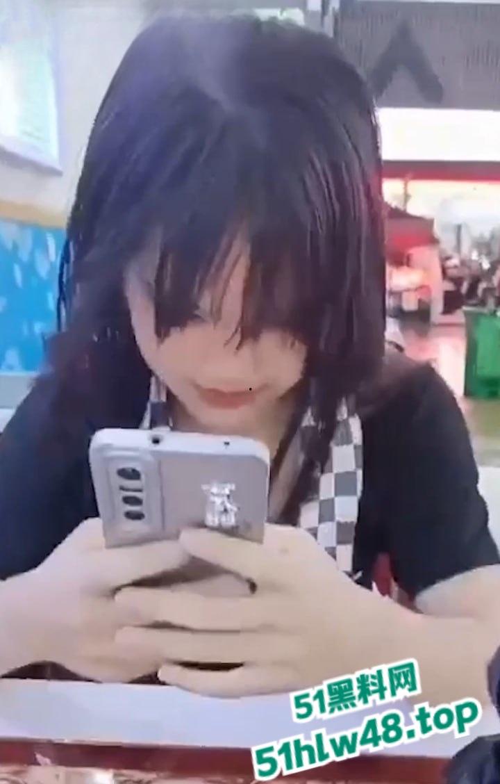 广西骚逼精神小妹,约炮聊天记录曝光,一群精神小妹集体曝光完全没有底线! 第7张 广西骚逼精神小妹,约炮聊天记录曝光,一群精神小妹集体曝光完全没有底线! 第7张