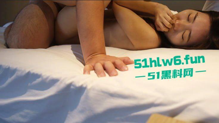 摄影老魔新作,套路单纯女大学生酒店约拍私房写真,加钱后主动脱光被摄影师潜规则无套内射。 第7张 摄影老魔新作,套路单纯女大学生酒店约拍私房写真,加钱后主动脱光被摄影师潜规则无套内射。 第7张