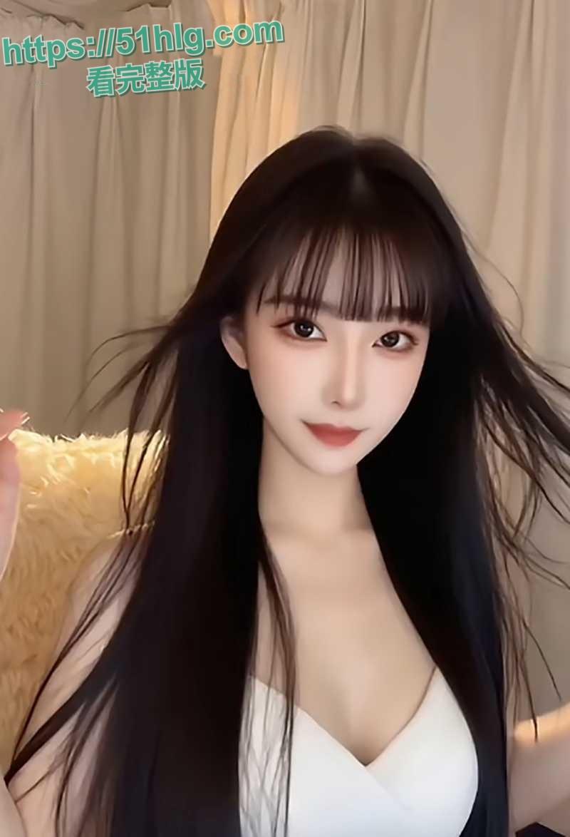 抖音极品网红【鱼乐呀】与榜一大哥私拍视频流出  完美露脸 极品身材 美乳嫩穴 道具插逼 情趣比基尼造型超撩人 第2张