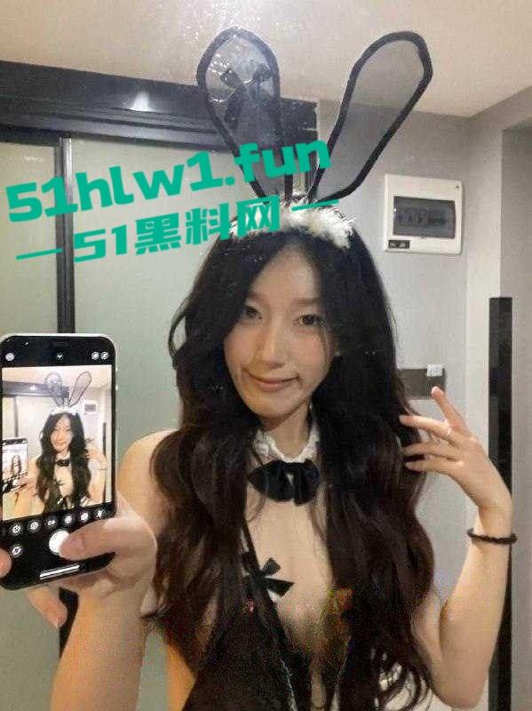 独家曝光!郑州职业技术学院【马玲玲】高颜值女校花,身穿情趣套装约炮视频。 第6张 独家曝光!郑州职业技术学院【马玲玲】高颜值女校花,身穿情趣套装约炮视频。 第6张