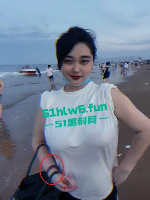 独家快手网红【好大狗】两颗真材实料的超大奶子非常耀眼,不应该叫好大狗应该叫好大奶! 第6张 独家快手网红【好大狗】两颗真材实料的超大奶子非常耀眼,不应该叫好大狗应该叫好大奶! 第6张