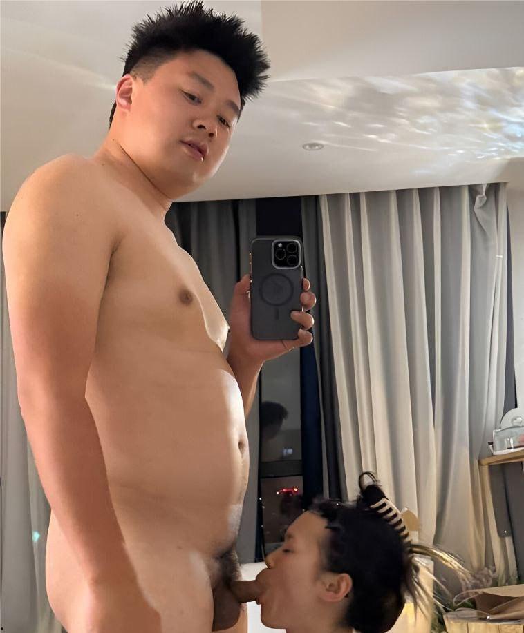 天津师大【郁语心】清纯照片撩肥仔面基翻车被指责照骗 空虚肥仔含泪打完这一炮  第4张