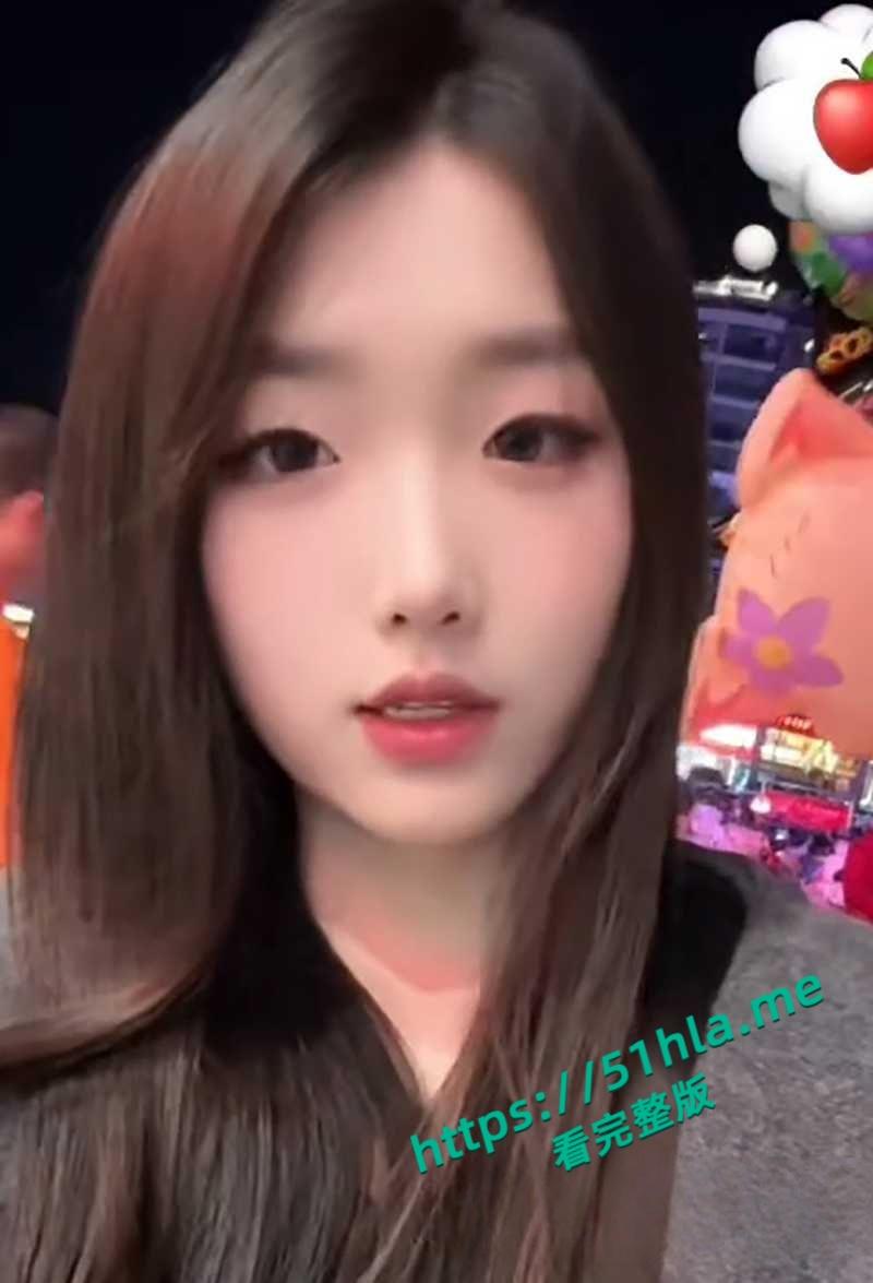 北京气质美女【刘媛媛】为钱甘当小三,露脸口交反差淫骚穿开档黑丝被金主爆操! 第1张 北京气质美女【刘媛媛】为钱甘当小三,露脸口交反差淫骚穿开档黑丝被金主爆操! 第1张