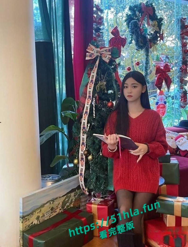 北海职业学院大四骚鸡【何丽芳】性爱视频流出,吵架后约炮友玩内射,复合再让男友无套狂欢! 第1张 北海职业学院大四骚鸡【何丽芳】性爱视频流出,吵架后约炮友玩内射,复合再让男友无套狂欢! 第1张