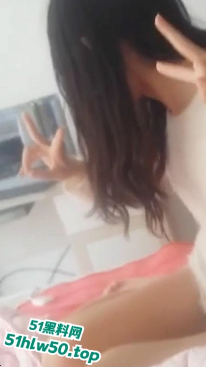 瓜友投稿菏泽学院【王誉洁】调教成骚逼母狗，竟拒绝双飞渣男一气之下将其视频曝光！  第5张