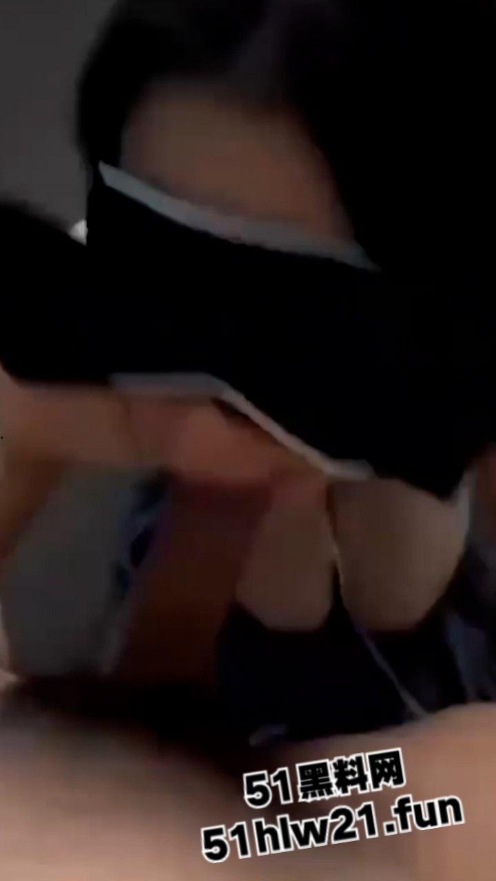 极品人妻生活照VS私密照同泄，蜜臀肥鲍逼毛多汁水泛滥射了，爽得停不下来。  第7张