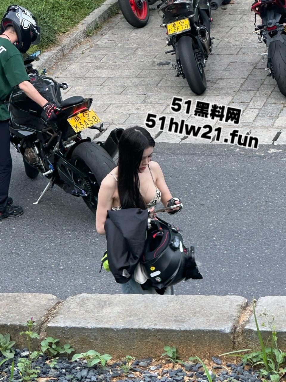 义乌真实骑行媛【喵喵】变态骚奴黑历史被扒，真鸡婆扮假名媛到处陪睡，一身名鞋名包都是卖肉被调教获得。  第5张