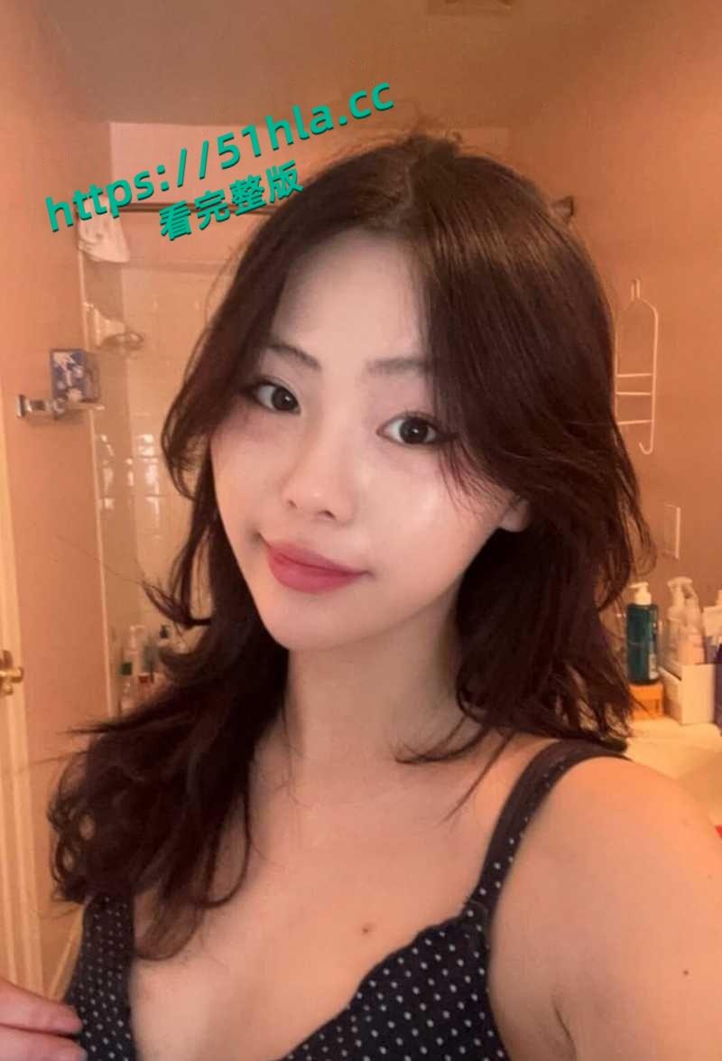 嫩妹福利姬【soph96719】六月最新福利,脸穴同框玩假屌自慰骑乘后入,劈腿揉穴能欲能甜的淫骚小母狗! 第1张 嫩妹福利姬【soph96719】六月最新福利,脸穴同框玩假屌自慰骑乘后入,劈腿揉穴能欲能甜的淫骚小母狗! 第1张