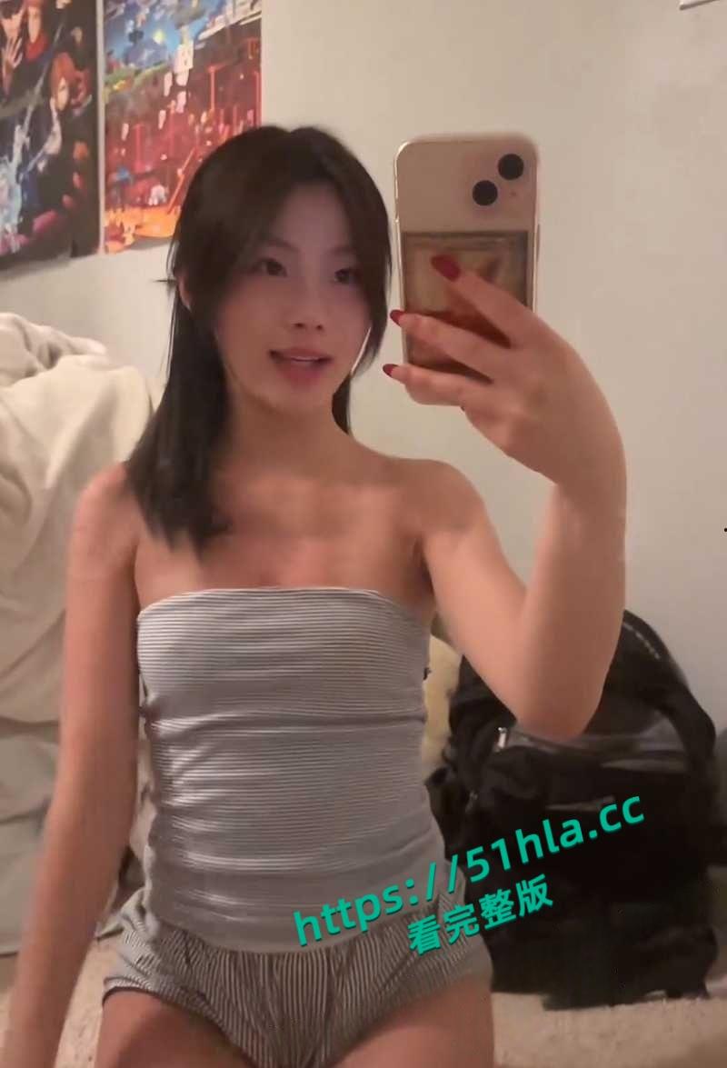 嫩妹福利姬【soph96719】六月最新福利,脸穴同框玩假屌自慰骑乘后入,劈腿揉穴能欲能甜的淫骚小母狗! 第2张 嫩妹福利姬【soph96719】六月最新福利,脸穴同框玩假屌自慰骑乘后入,劈腿揉穴能欲能甜的淫骚小母狗! 第2张