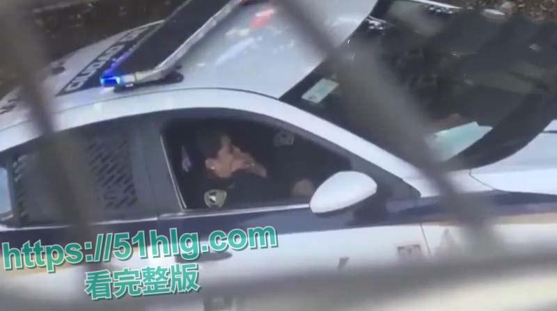 国外大瓜警察也疯狂! 【墨西哥】女警【劳拉·塞贡】多与同事偷情视频全网疯传 厕所巡逻车到处留情 刺激不已 第7张 国外大瓜警察也疯狂! 【墨西哥】女警【劳拉·塞贡】多与同事偷情视频全网疯传 厕所巡逻车到处留情 刺激不已 第7张