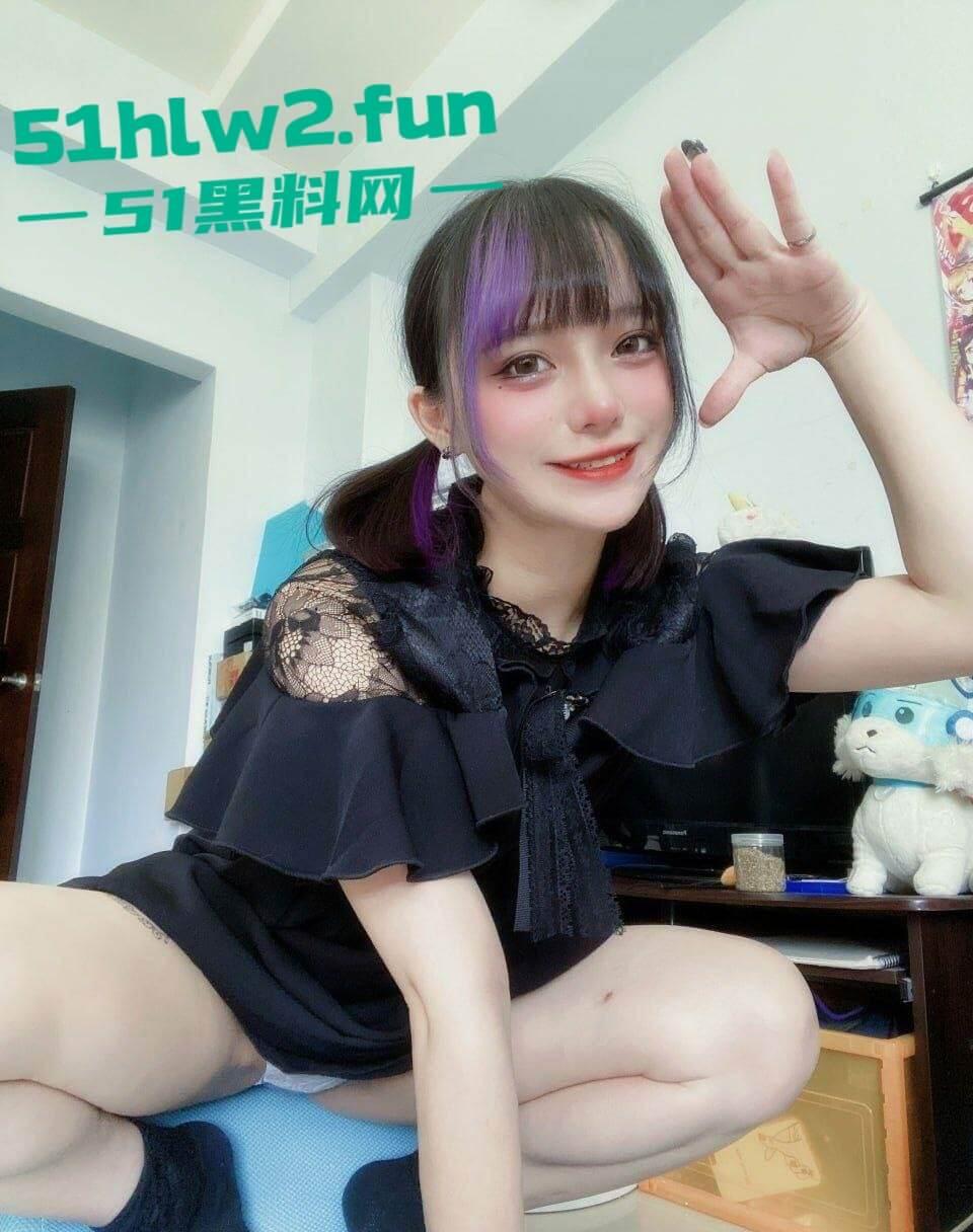 顶级萝莉【itsukidevil722】极品身材纤细长腿，肌肤白嫩小穴无毛漏点自慰诱惑视频流出。  第4张