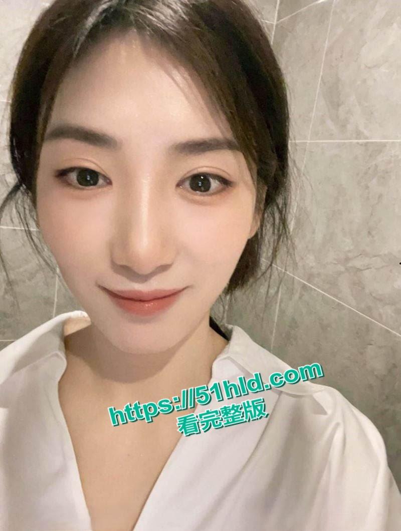 商场销售员【球球】职场潜规则偷情视频曝光,异地恋寂寞难耐被领导暴力抽插,打屁股视觉冲击拉满! 第3张 商场销售员【球球】职场潜规则偷情视频曝光,异地恋寂寞难耐被领导暴力抽插,打屁股视觉冲击拉满! 第3张