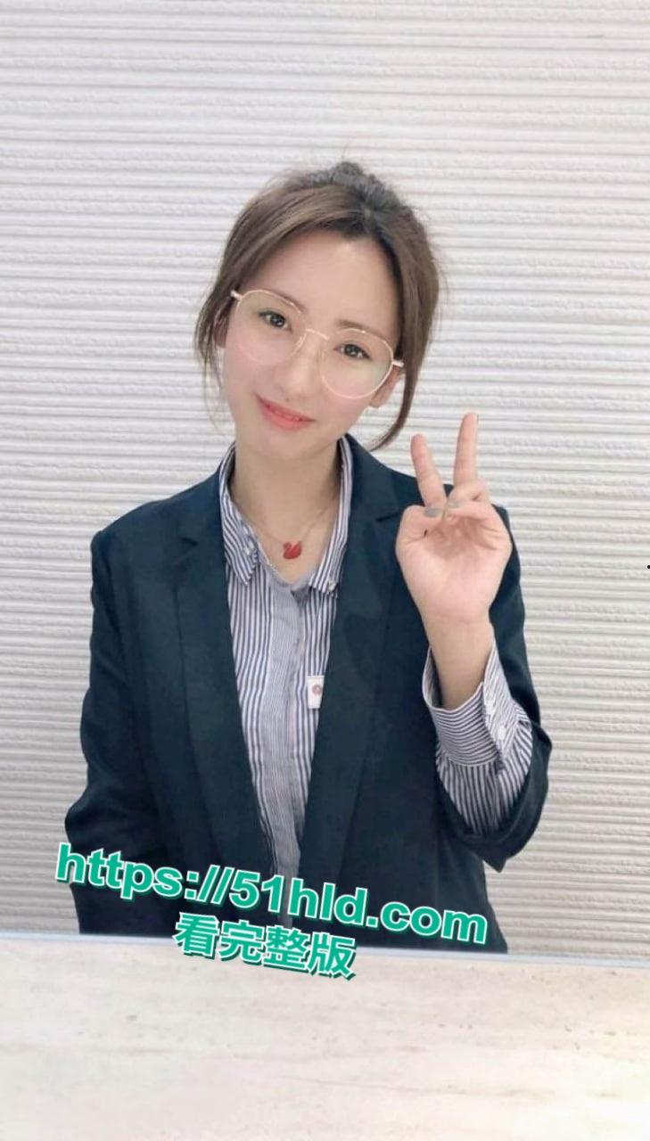 商场销售员【球球】职场潜规则偷情视频曝光,异地恋寂寞难耐被领导暴力抽插,打屁股视觉冲击拉满! 第5张 商场销售员【球球】职场潜规则偷情视频曝光,异地恋寂寞难耐被领导暴力抽插,打屁股视觉冲击拉满! 第5张