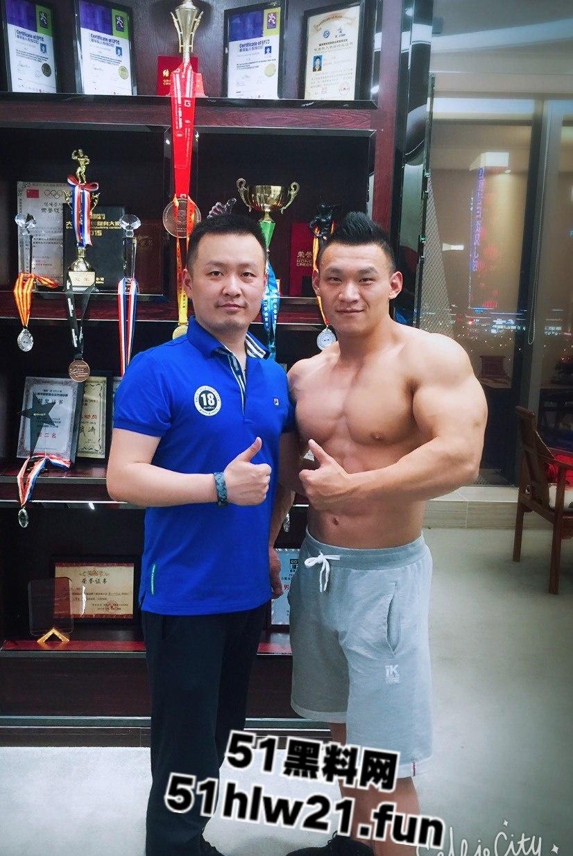 健美冠军【武涛】性爱视频流出，怼脸实拍实锤本人，这么大的肌肉一般女人还真受不了！  第7张