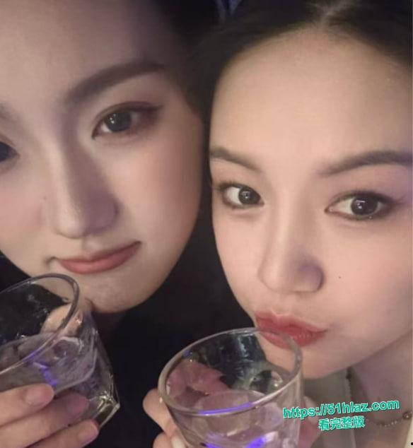 吉林延边母狗王茗雪恋爱期间被男友彻底调教开发 穿着情趣内衣的她主动迎合男友爬行口交后 被无套猛干翘臀 第1张 吉林延边母狗王茗雪恋爱期间被男友彻底调教开发 穿着情趣内衣的她主动迎合男友爬行口交后 被无套猛干翘臀 第1张